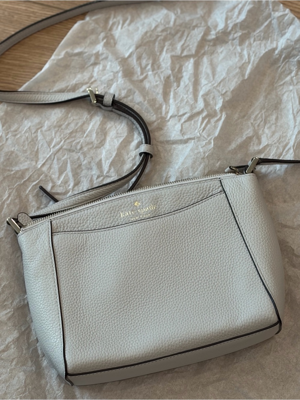 kate spade Pebbled Leather Crossbody Bag in Light Gray